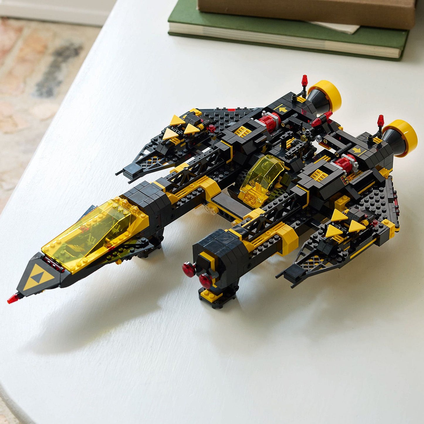 LEGO 10355 The Blacktron Renegade