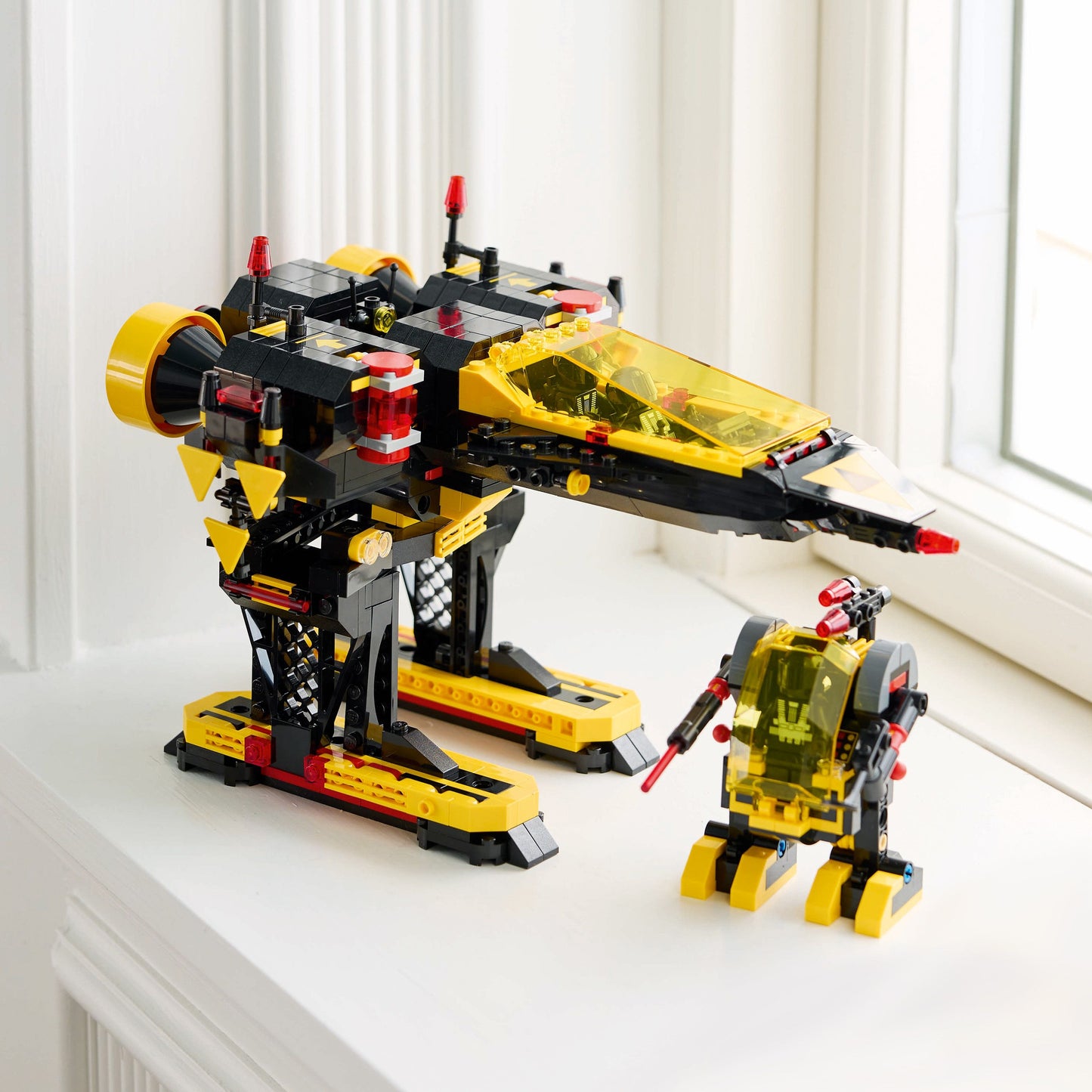 LEGO 10355 Blacktron Renegade