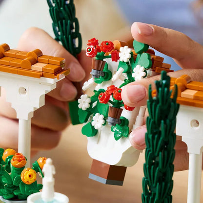 LEGO Garden with Fountain 10359 Icons