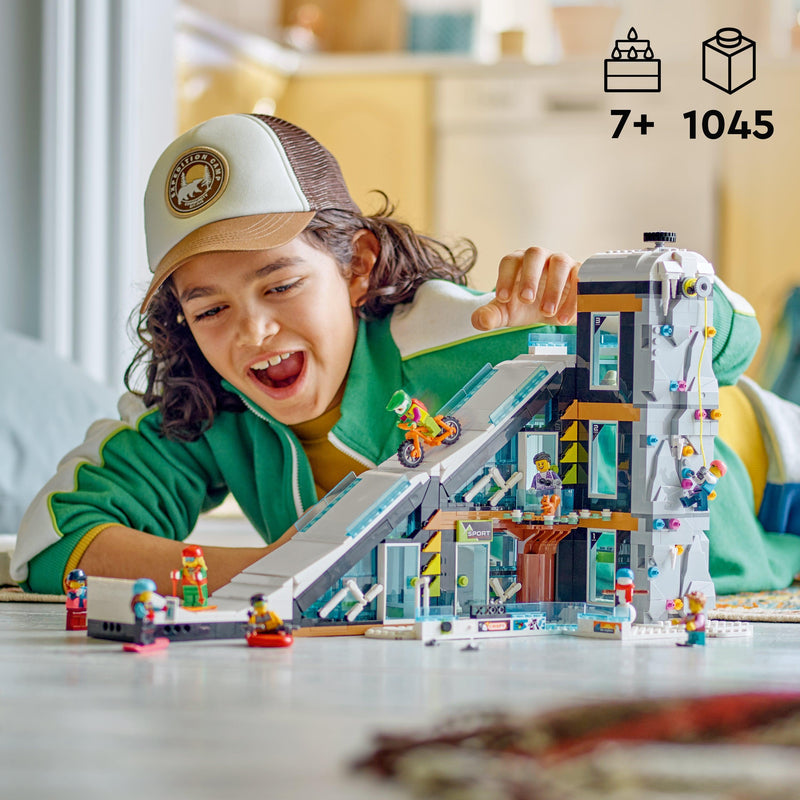 LEGO Ski and Climbing Centre 60366 Ski City LEGO CITY @ 2TTOYS LEGO €. 104.99