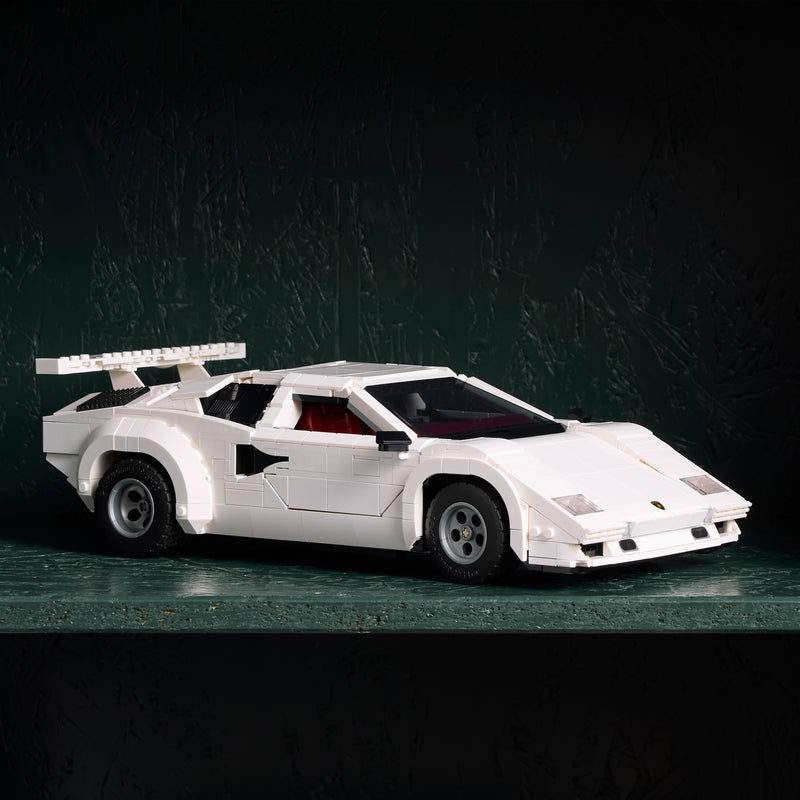 LEGO white Lamborghini Countach 5000 Quattrovalvole 10337 Icons (Pre-Order: 1-2025)