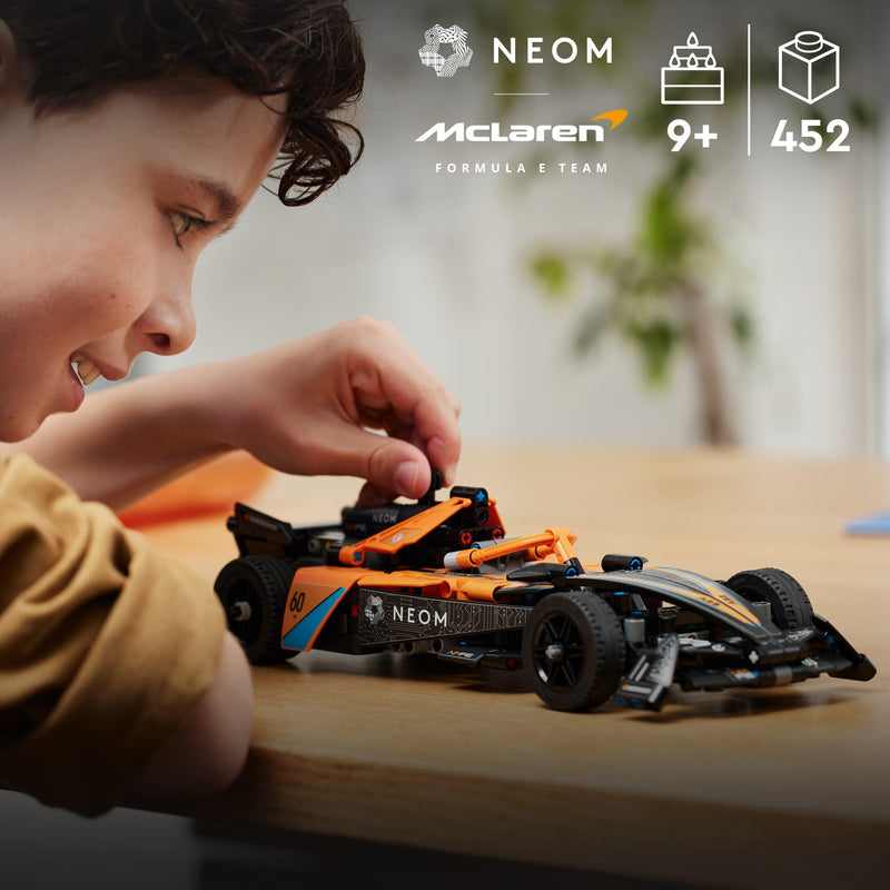 LEGO NEOM McLaren Formula E racewagen 42169 Technic LEGO TECHNIC @ 2TTOYS LEGO €. 44.48