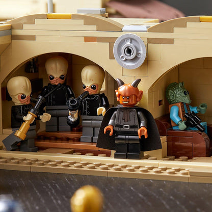 LEGO Mos Eisley Cantina inclusief Luke Skywalker, Han Solo en C-3PO 75290 StarWars LEGO STARWARS @ 2TTOYS LEGO €. 399.99