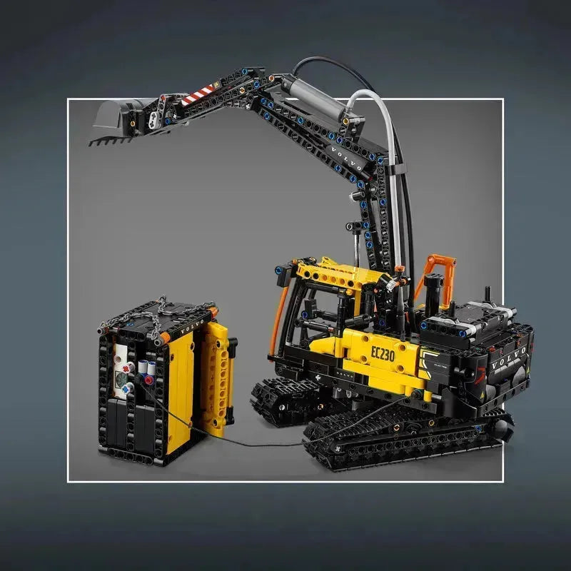 LEGO Volvo FMX Truck &amp; EC230 Electric Excavator 42175 Technic