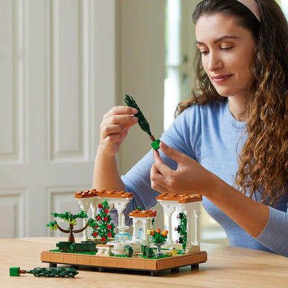 LEGO Garden with Fountain 10359 Icons