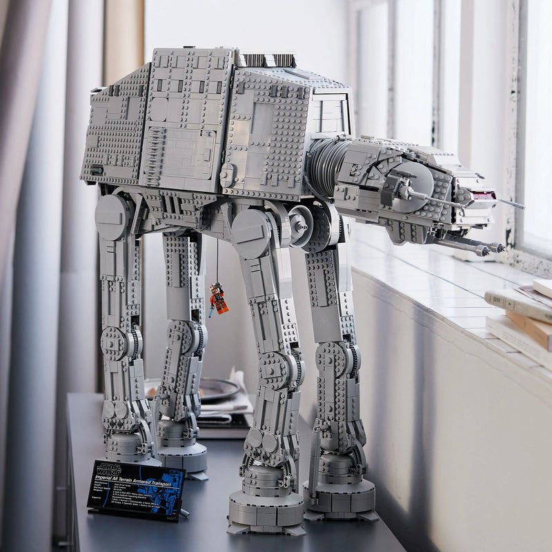 LEGO AT-AT 75313 Star Wars (25,00 € pro Woche + 50,00 € Kaution)