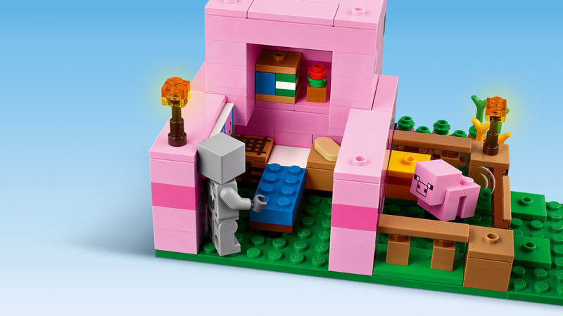 LEGO The Baby Pig House 21268 Minecraft (Pre-Order: January 2025)