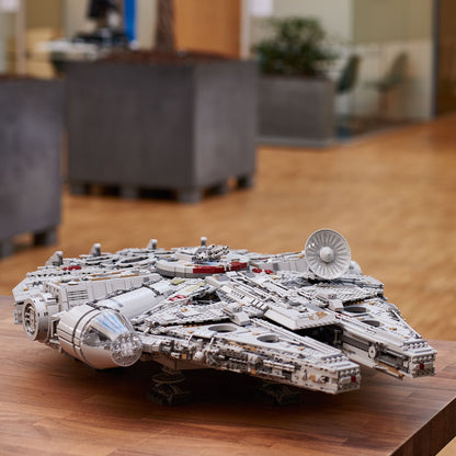 LEGO Millennium Falcon 75192 StarWars