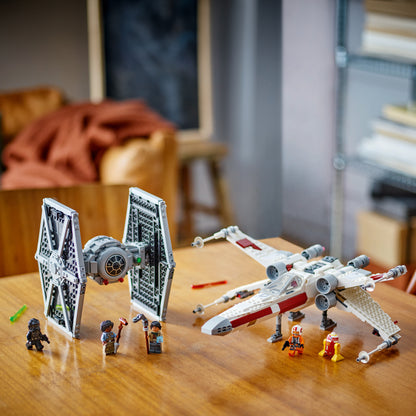 LEGO TIE Fighter and X-wing Mash Up 75393 Star Wars