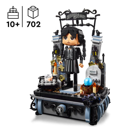 LEGO Wednesday Addams figuur 76780 Wednesday