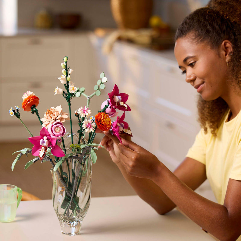 LEGO Pink Bouquet 10342 Botanical (Delivery: January 2025)