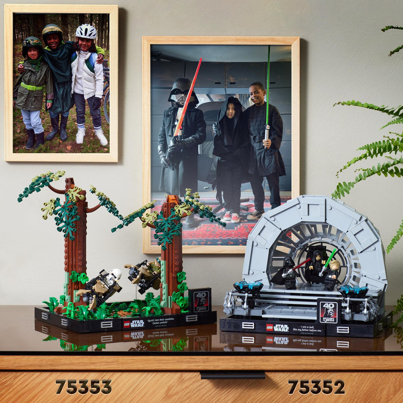 LEGO Troonzaal van de keizer diorama 75352 StarWars LEGO STARWARS @ 2TTOYS LEGO €. 99.99