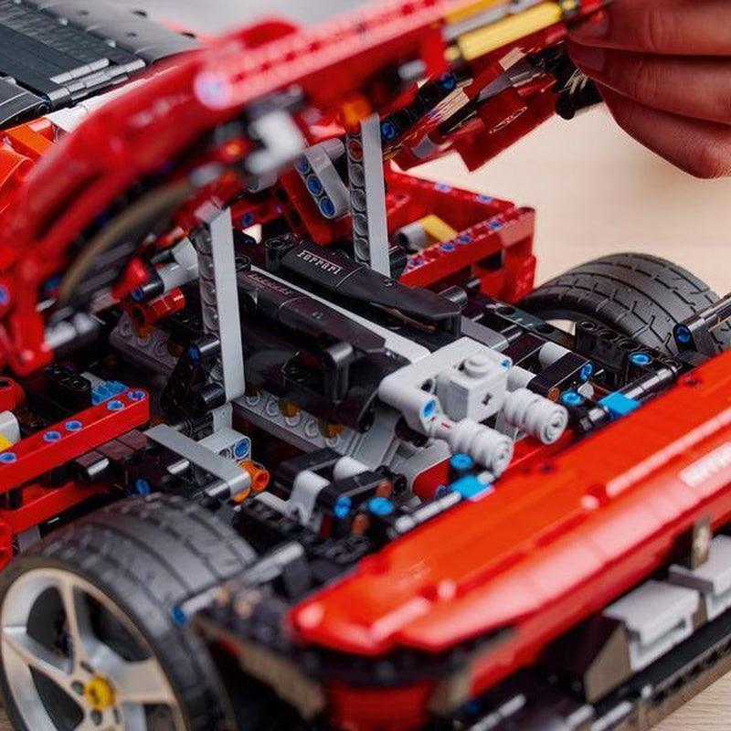 LEGO Ferrari Daytona SP3 Sportscar 42143 Technic LEGO TECHNIC @ 2TTOYS LEGO €. 449.99