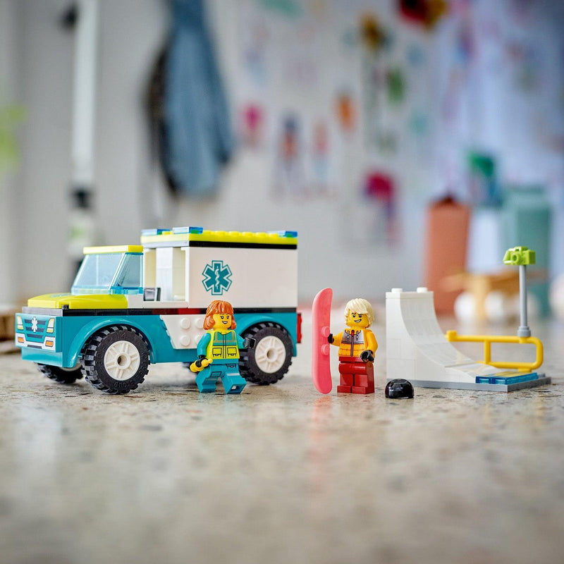 LEGO Ambulance & Snowboarder 60403 City LEGO FRIENDS @ 2TTOYS LEGO €. 16.49