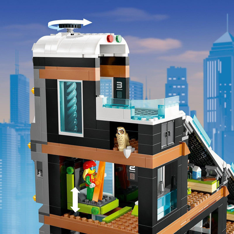 LEGO Ski and Climbing Centre 60366 Ski City LEGO CITY @ 2TTOYS LEGO €. 104.99