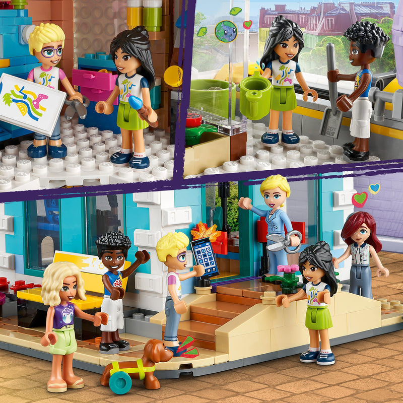 LEGO Heartlake City Community Centrum 41748 Friends LEGO FRIENDS @ 2TTOYS LEGO €. 127.49