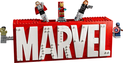 LEGO Marvel Logo und Figuren 76313 Superhelden