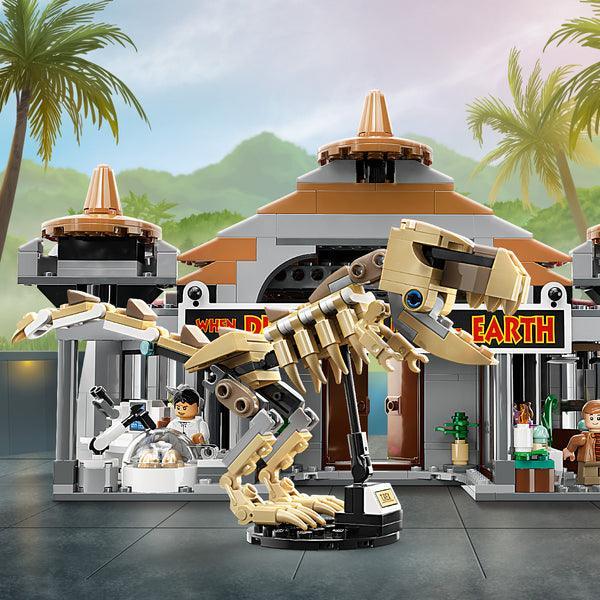 LEGO 76961 Visitor Centre: T. rex & Raptor Attack LEGO JURASSIC WORLD @ 2TTOYS LEGO €. 129.99