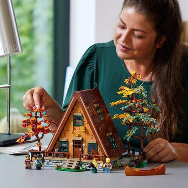 LEGO A-Frame Cabin 21338 Ideas LEGO IDEAS @ 2TTOYS | Official LEGO shop😊🥰 LEGO €. 184.99