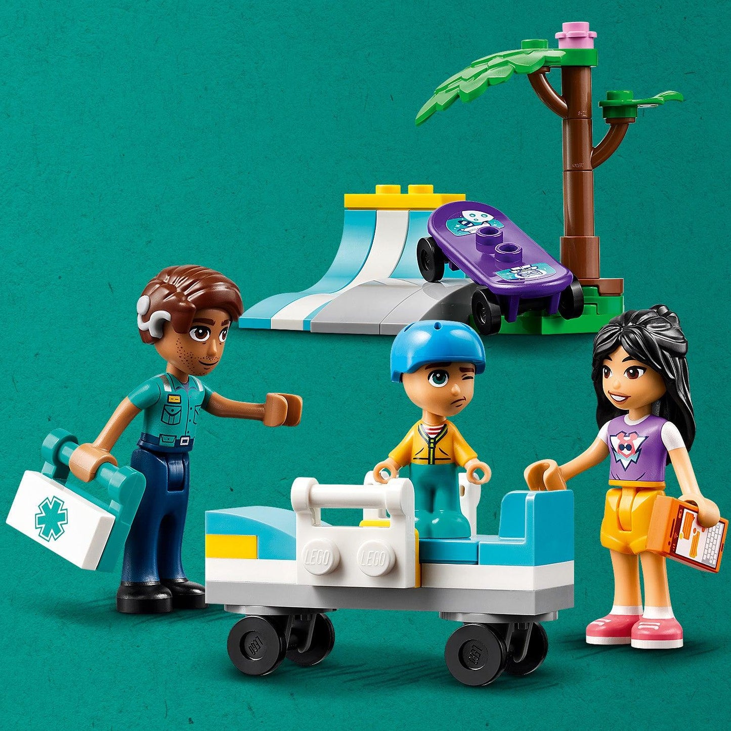 LEGO Heartlake City ambulance 42613 Friends LEGO FRIENDS @ 2TTOYS | Official LEGO shop😊🥰 LEGO €. 29.49