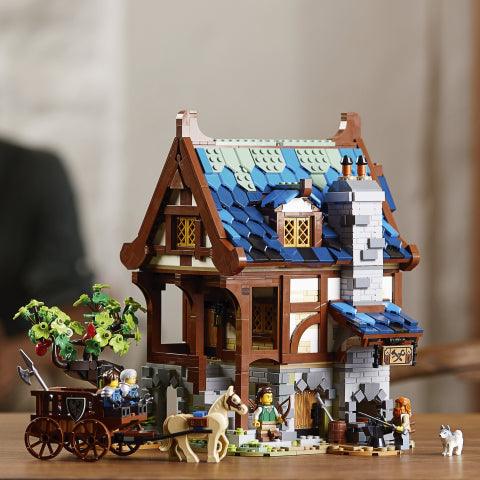 LEGO Medieval Blacksmith 21325 Ideas LEGO IDEAS @ 2TTOYS | Official LEGO shop😊🥰 LEGO €. 179.99