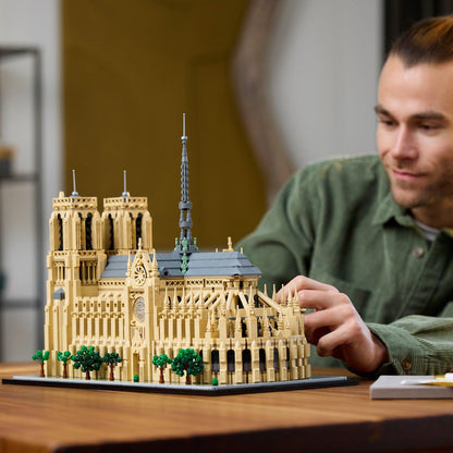 LEGO Notre-Dame Kathedraal 21061 Architecture (Pre-Order: verwacht juni) LEGO ARCHITECTURE @ 2TTOYS LEGO €. 194.49