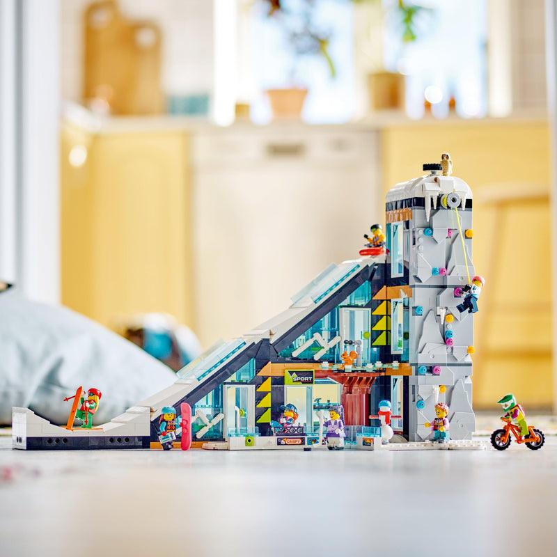 LEGO Ski and Climbing Centre 60366 Ski City LEGO CITY @ 2TTOYS | Official LEGO shop😊🥰 LEGO €. 104.99