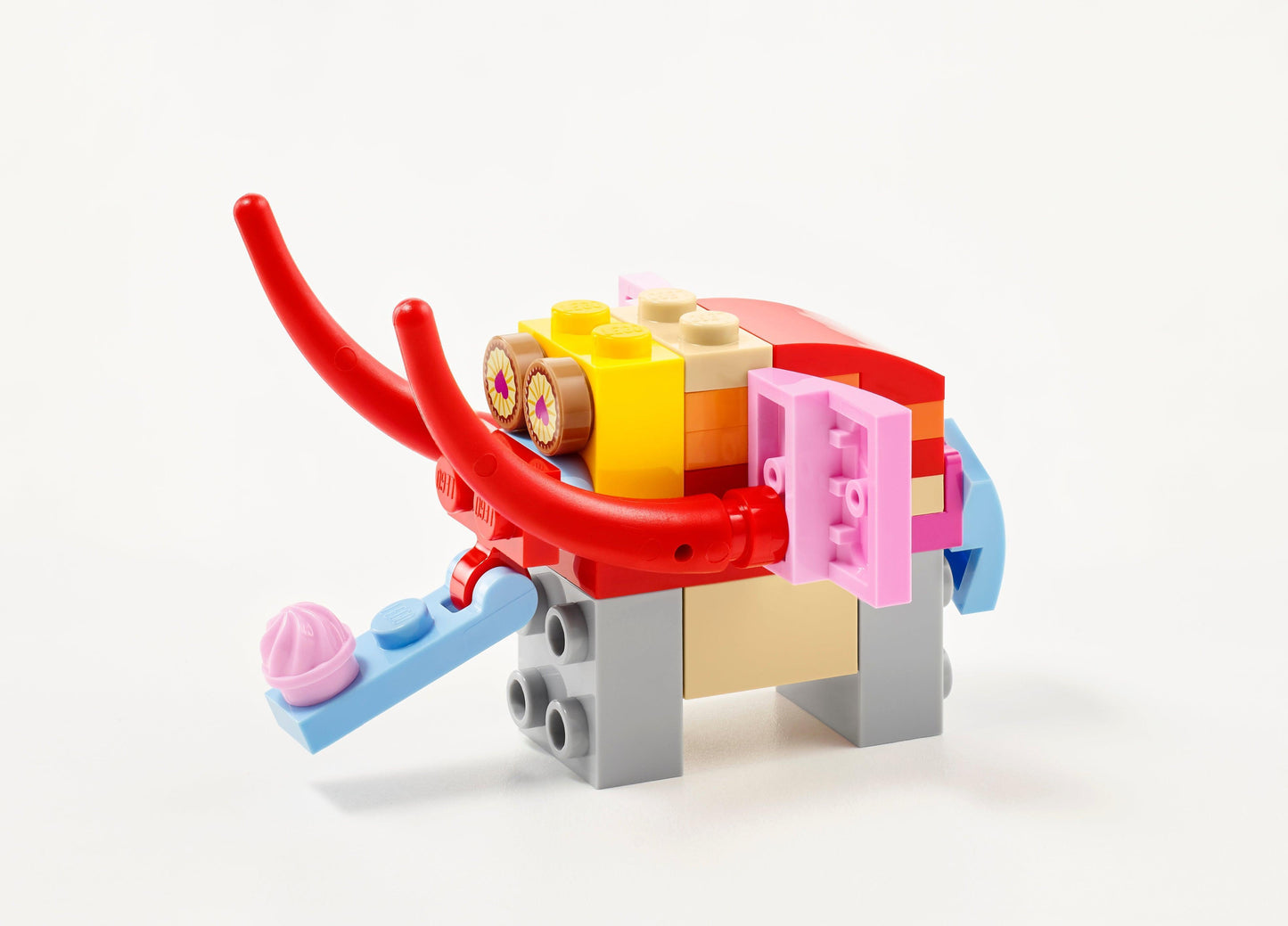 LEGO Year of the Dragon 40611 Chinese NewYear LEGO CREATOR @ 2TTOYS | Official LEGO shop😊🥰 2TTOYS €. 9.99