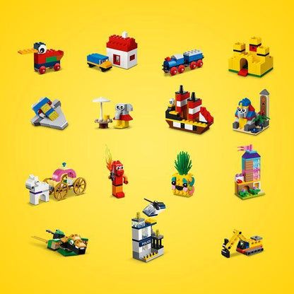 LEGO 90 jaar spelen 11021 Classic LEGO CLASSIC @ 2TTOYS LEGO €. 44.99