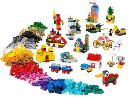 LEGO 90 Years of Play 11021 Classic LEGO CLASSIC @ 2TTOYS LEGO €. 49.99