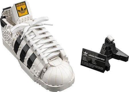 LEGO Adidas Originals Superstar Shoes 10282 Icons LEGO CREATOR EXPERT @ 2TTOYS LEGO €. 89.99