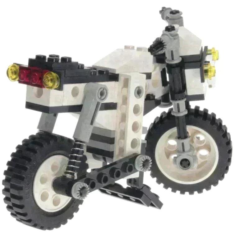 LEGO Cafe Racer 8810 TECHNIC LEGO TECHNIC @ 2TTOYS | Official LEGO shop😊🥰 LEGO €. 9.99