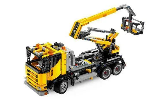 LEGO Cherry Picker 8292 Technic LEGO TECHNIC @ 2TTOYS | Official LEGO shop😊🥰 LEGO €. 59.99