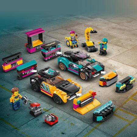 LEGO Custom Car Garage 60389 City LEGO CITY @ 2TTOYS | Official LEGO shop😊🥰 LEGO €. 42.48