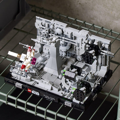 LEGO Death Star Trench Run diorama 75329 StarWars LEGO STARWARS @ 2TTOYS | Official LEGO shop😊🥰 LEGO €. 79.99