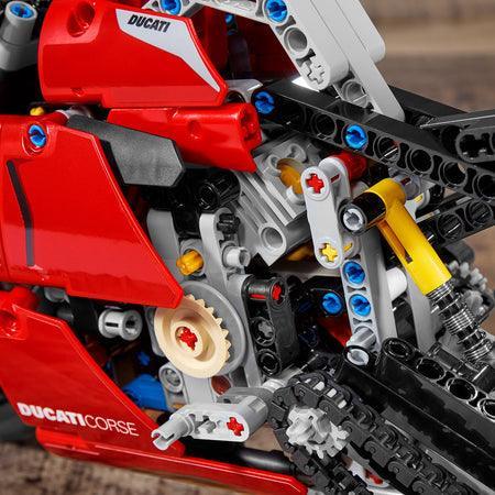 LEGO Ducati Panigale VR4 race motor 42107 Technic LEGO TECHNIC @ 2TTOYS LEGO €. 79.99