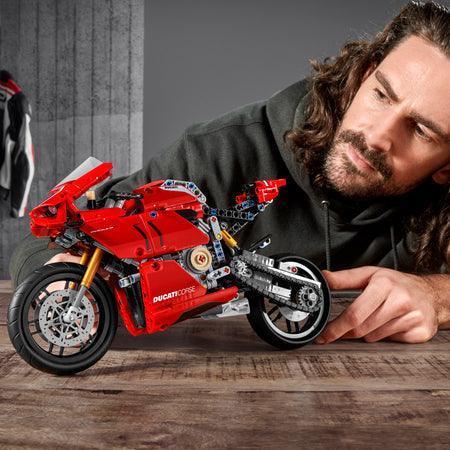 LEGO Ducati Panigale VR4 Super Bike 42107 Technic LEGO TECHNIC @ 2TTOYS | Official LEGO shop😊🥰 LEGO €. 59.48