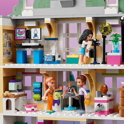 LEGO Emma's kunst school 41711 Friends LEGO FRIENDS @ 2TTOYS | Official LEGO shop😊🥰 LEGO €. 59.99