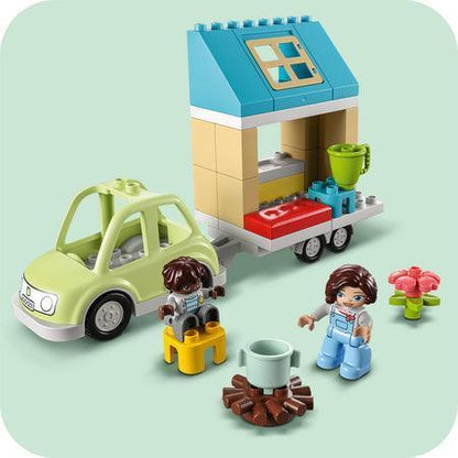 LEGO Family House on Wheels 10986 DUPLO LEGO DUPLO @ 2TTOYS LEGO €. 19.99