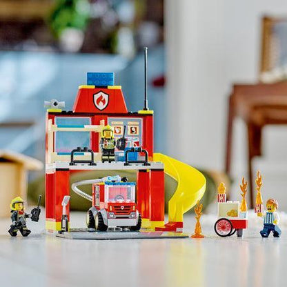 LEGO Fire Station and Fire Truck 60375 City LEGO CITY @ 2TTOYS LEGO €. 29.49