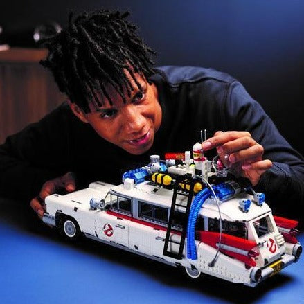 LEGO Ghostbusters Ecto 1 auto 10274 Creator Expert LEGO CREATOR EXPERT @ 2TTOYS LEGO €. 204.99