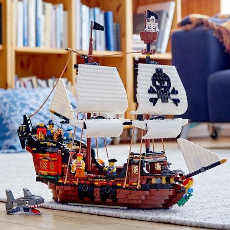 LEGO Groot Piraten schip met 2 masten 31109 Creator 3-in-1 LEGO CREATOR @ 2TTOYS LEGO €. 99.99