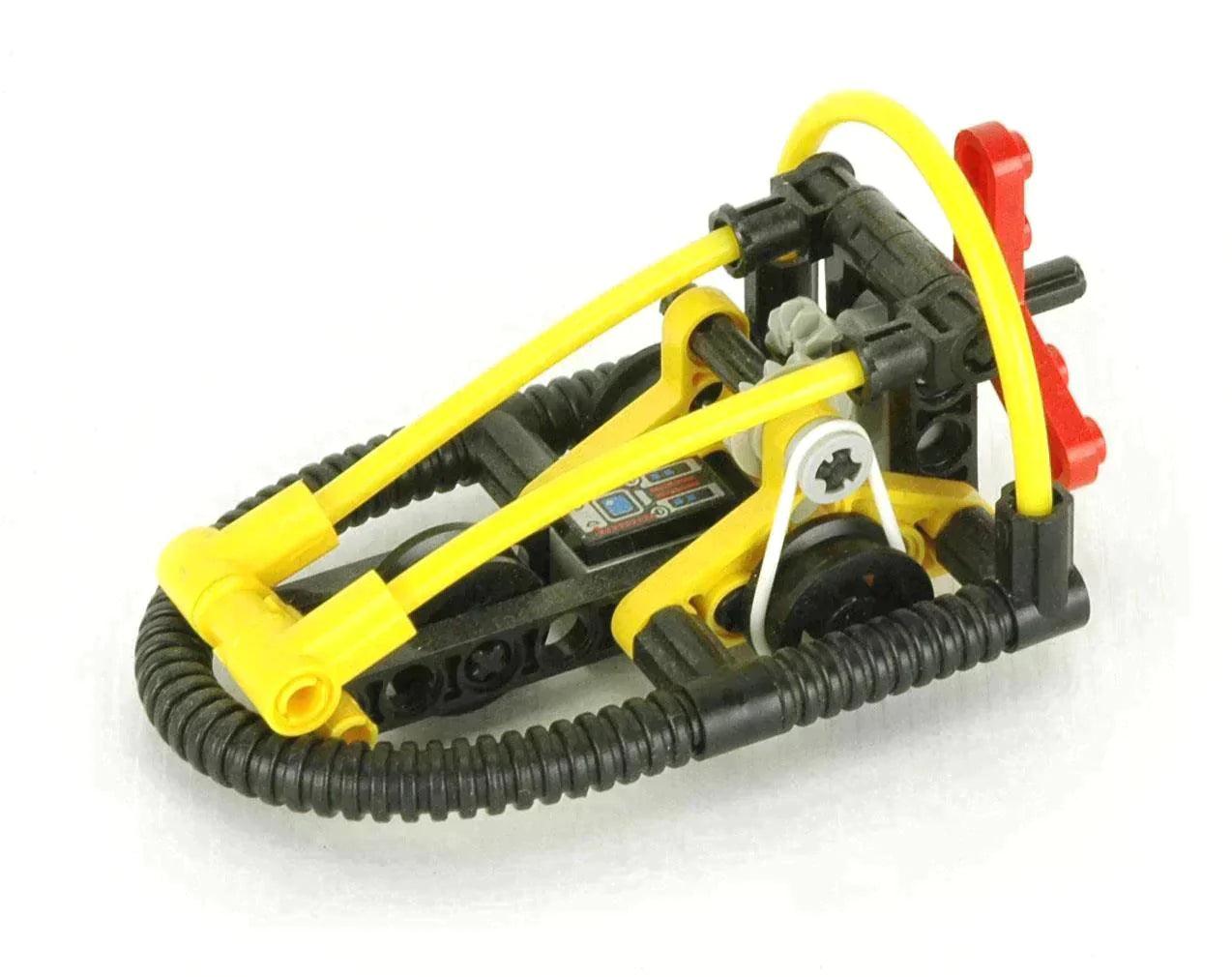 LEGO Hydro Racer 8246 TECHNIC LEGO TECHNIC @ 2TTOYS | Official LEGO shop😊🥰 LEGO €. 3.99