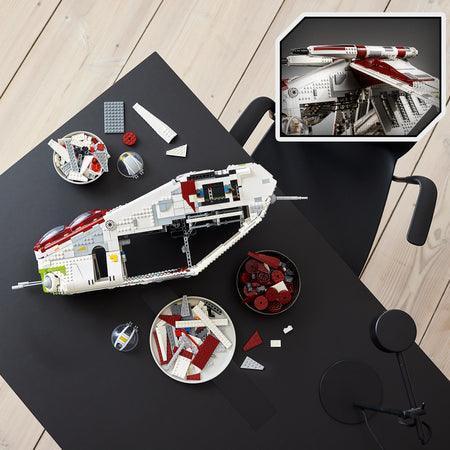 LEGO Iconic Republic Gunship 75309 StarWars & Ideas LEGO STARWARS @ 2TTOYS LEGO €. 399.99