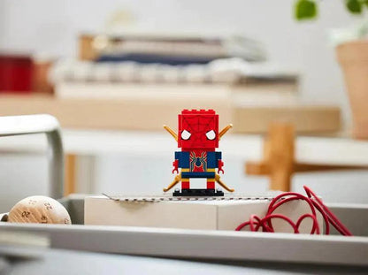 LEGO Iron Spider-Man 40670 Brickheadz LEGO BRICKHEADZ @ 2TTOYS LEGO €. 9.99