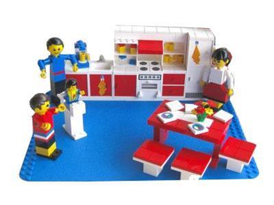 LEGO Kitchen 269 Homemaker LEGO Homemaker @ 2TTOYS | Official LEGO shop😊🥰 LEGO €. 0.00