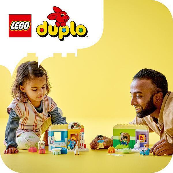 LEGO Life At The Day-Care Center 10992 DUPLO LEGO DUPLO @ 2TTOYS LEGO €. 47.99