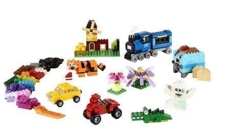 LEGO Medium Creative Brick Box 10696 Classic LEGO CLASSIC @ 2TTOYS LEGO €. 29.99