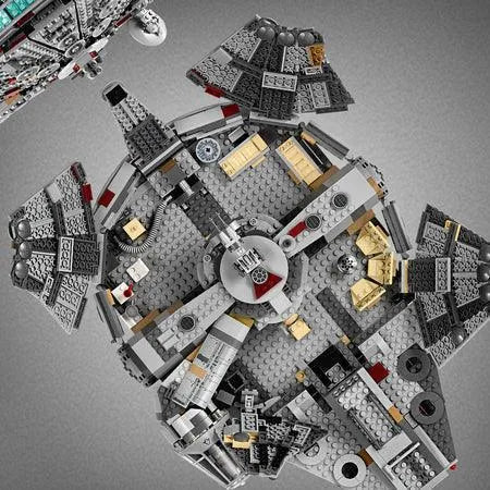 LEGO Millennium Falcon 75257 StarWars UCS LEGO STARWARS @ 2TTOYS | Official LEGO shop😊🥰 LEGO €. 129.99