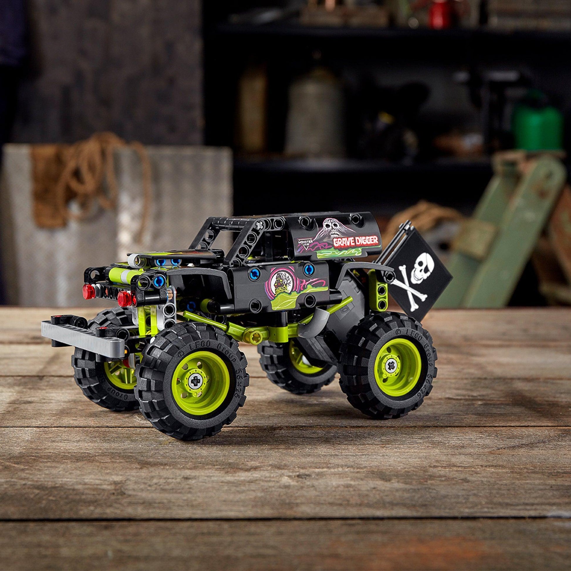 LEGO Monster Jam Grave Digger 42118 Technic LEGO TECHNIC @ 2TTOYS | Official LEGO shop😊🥰 LEGO €. 22.99